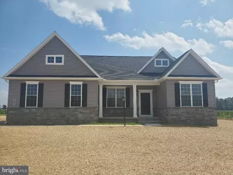 6682 Hickory Rd, Stewartstown, PA 17363