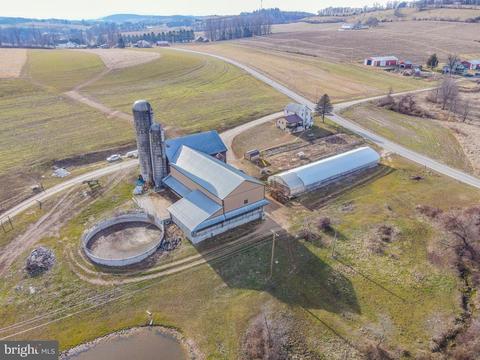 12024 Rockville Rd, Glen Rock, PA 17327