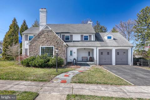 701 Country Club Rd, York, PA 17403
