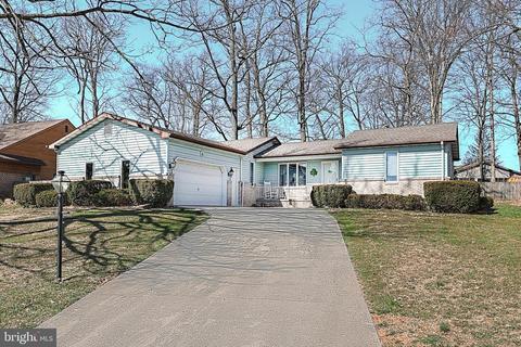 6 Graybill Ct, Hanover, PA 17331