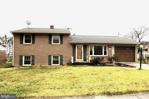 1024 Keith Dr, Hanover, PA 17331