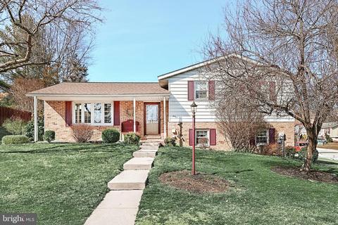 150 Bragg St, Hanover, PA 17331