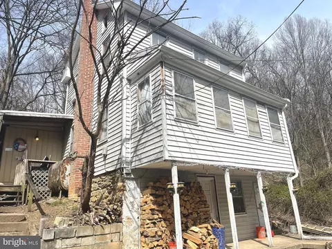573 Bull Run Rd, Wrightsville, PA 17368
