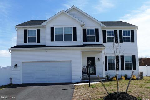3360 Winter Dr, Dover, PA 17315