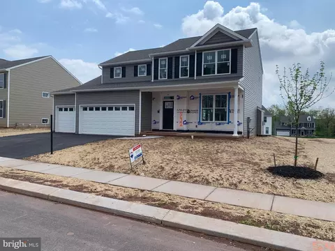 30 Eli Dr, York, PA 17404