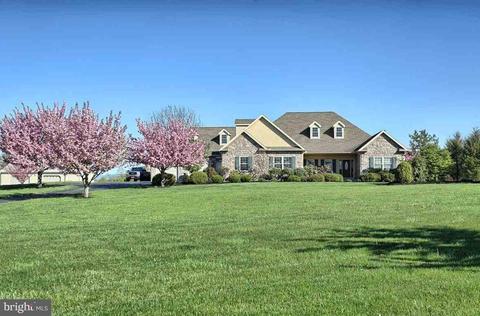 205 Al Pat Dr, Dillsburg, PA 17019