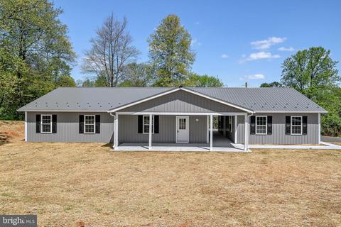 23 Cherry Rd, Airville, PA 17302