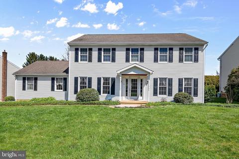 4155 Abbey Ln, York, PA 17402