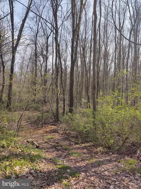 61 Robin Trail, Delta, PA 17314
