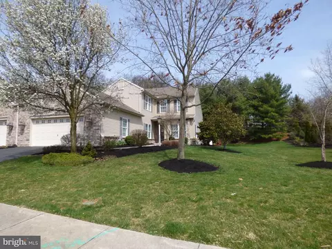 1847 Stone Hill Dr, York, PA 17402