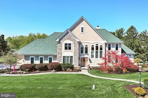 1910 Rosewood Ln, York, PA 17403
