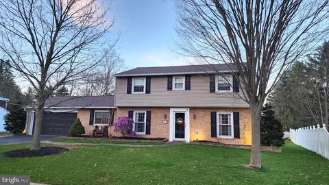 17 Briarwood Rd, Shrewsbury, PA 17361