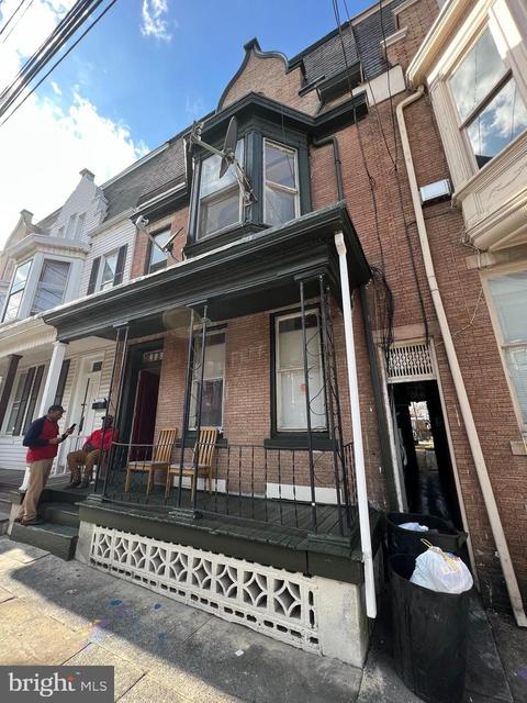 489 W King St, York, PA 17401
