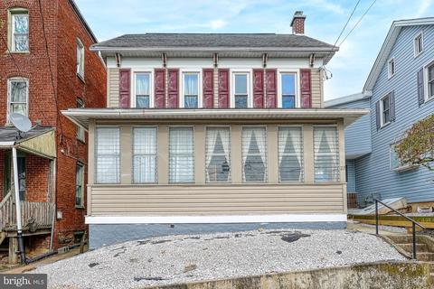 23 N Pleasant Ave, Dallastown, PA 17313
