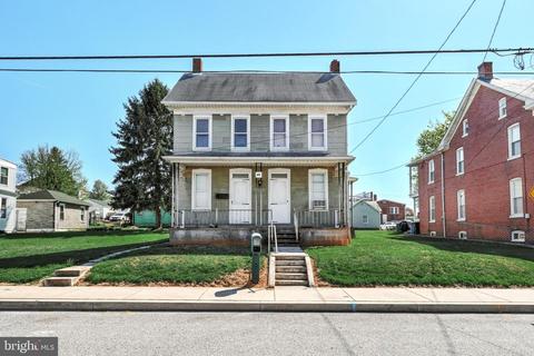 46 E Maple St, Dallastown, PA 17313