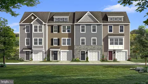 118 Holstein Dr, Hanover, PA 17331