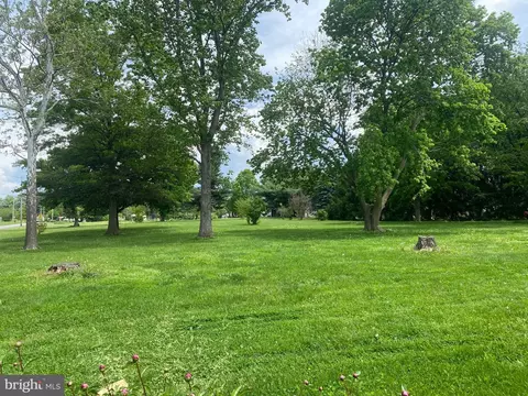 680 Church Rd, York, PA 17404