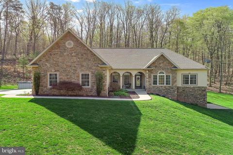 1840 Potts Hill Rd, Etters, PA 17319