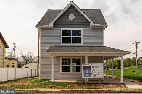 354 N Main St, Wellsville, PA 17365