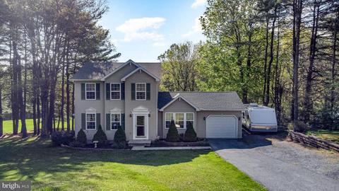 50 Maplewood Dr, Etters, PA 17319