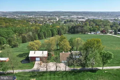 2003 Mount Zion Rd, York, PA 17406