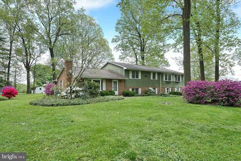 6 Poplar Dr, Delta, PA 17314