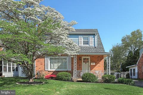 1921 Worth St, York, PA 17404