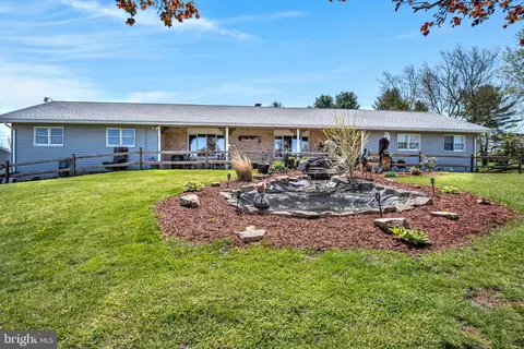 3980 Lewisberry Rd, Lewisberry, PA 17339