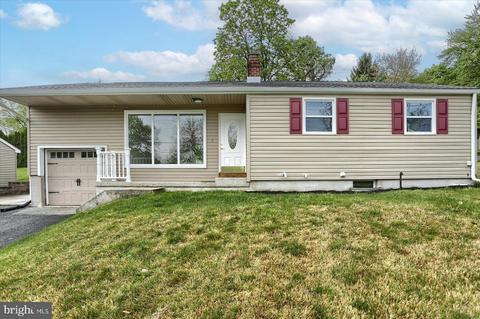 3064 E Prospect Rd, York, PA 17402