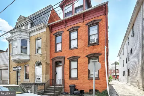 226 E Philadelphia St, York, PA 17403