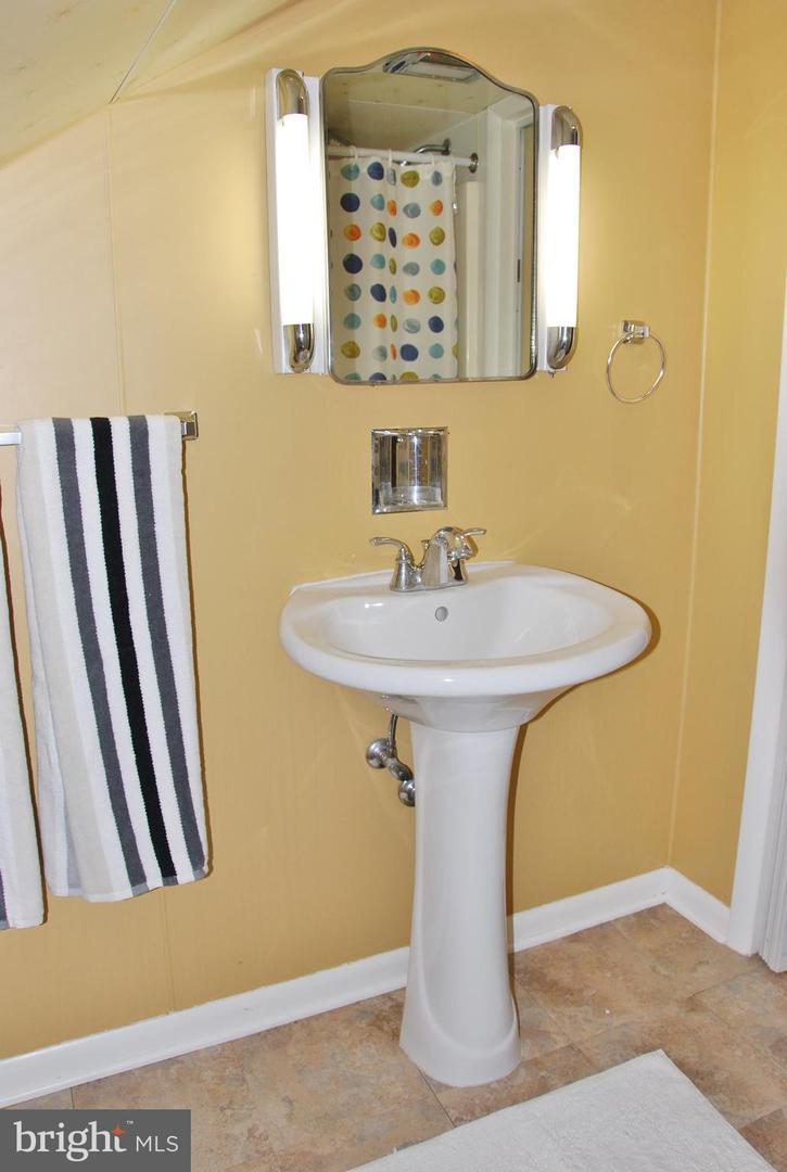  159 Bond St, New Freedom, PA 17349 photo 48