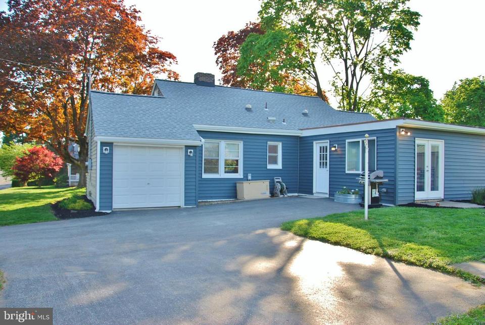  159 Bond St, New Freedom, PA 17349 photo 8