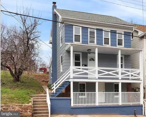 158 S Main St, Yoe, PA 17313