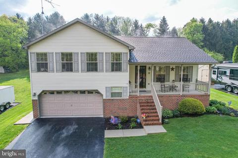 1791 Dubs Church Rd, Hanover, PA 17331