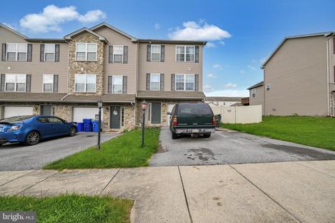815 Rachel Dr, York, PA 17404