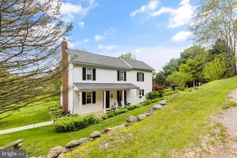 13882 Ebaugh Rd, Stewartstown, PA 17363