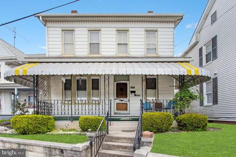 151 3rd St, Hanover, PA 17331