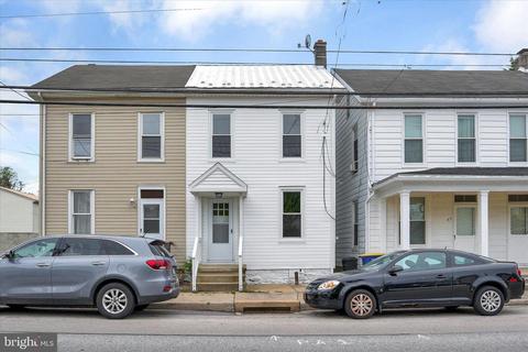 82 S Front St, York Haven, PA 17370