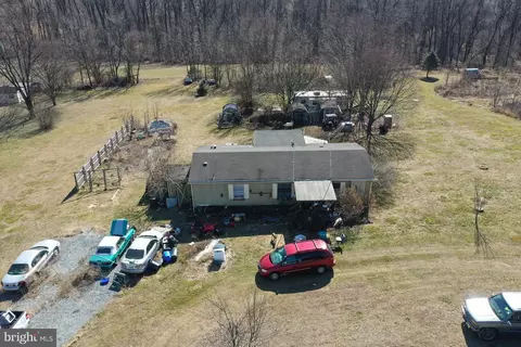 2212 Burkholder Rd, Red Lion, PA 17356