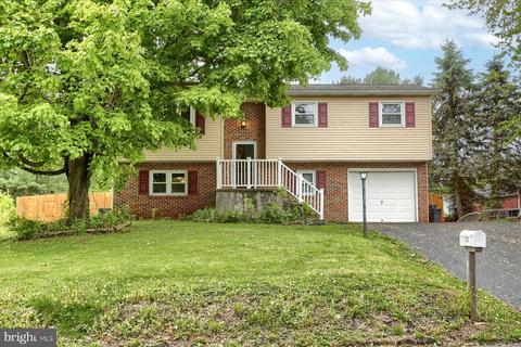 170 Taylor Rd, Etters, PA 17319