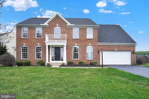 1530 Karens Way, York, PA 17402