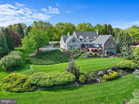 1525 Dunster Rd, York, PA 17403