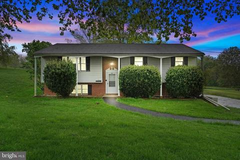 17443 Susquehanna Trl S, New Freedom, PA 17349