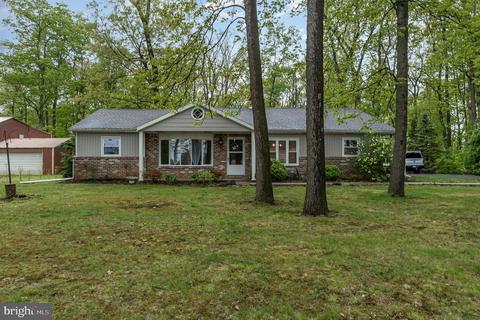 3836 Brownton Rd, Felton, PA 17322