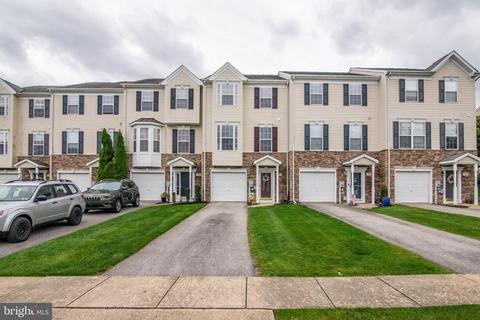 157 Bruaw Dr, York, PA 17406