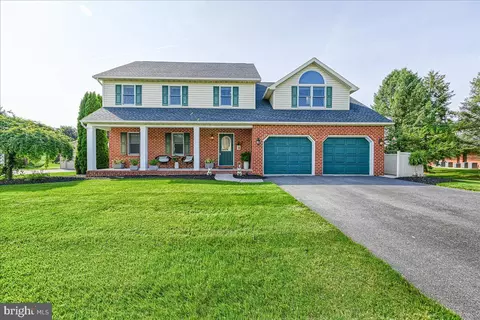 504 Monocacy Trl, Spring Grove, PA 17362