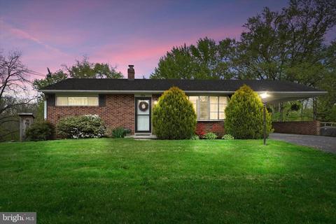 2514 Anita Dr, Dover, PA 17315