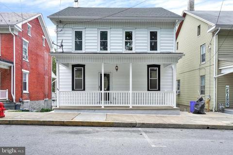 84 E Main St, Windsor, PA 17366