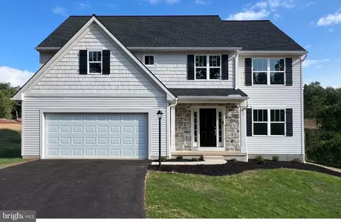 195 Red Maple Dr, Etters, PA 17319