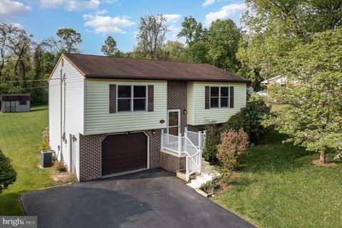 581 Gap Rd, Lewisberry, PA 17339